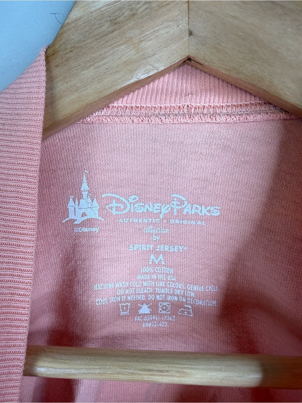 Disneyland Spirit Jersey Rose Gold Glitter Medium - Picture 4 of 10